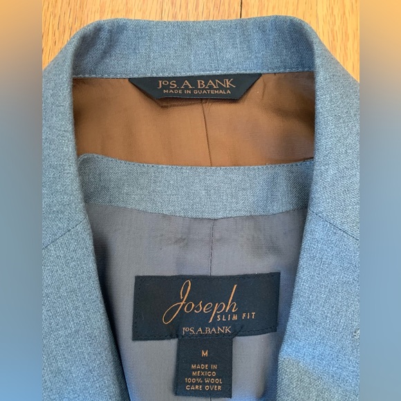 Joseph - 3 piece Jos A Bank suit with vest - grey - Picture 3 of 10